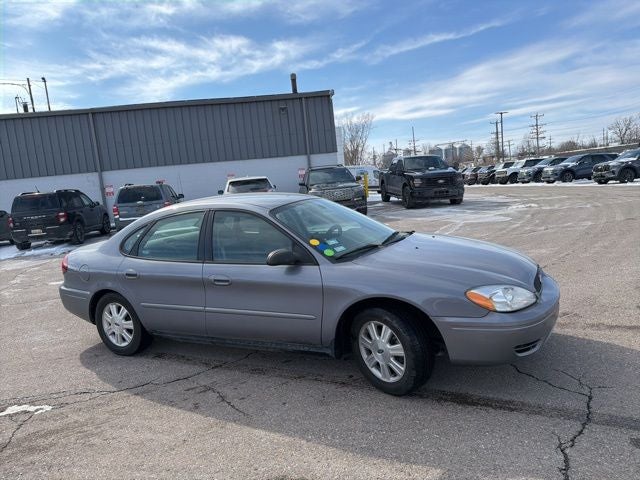 2006 Ford Taurus SEL