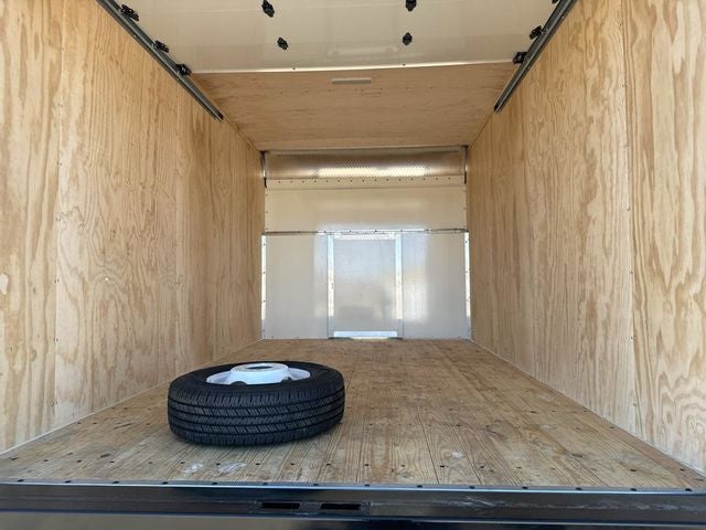 2024 Ford E-350SD Base Cutaway