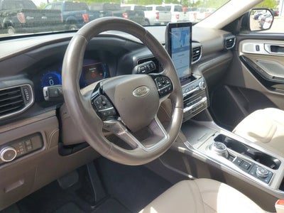 2022 Ford Explorer Platinum
