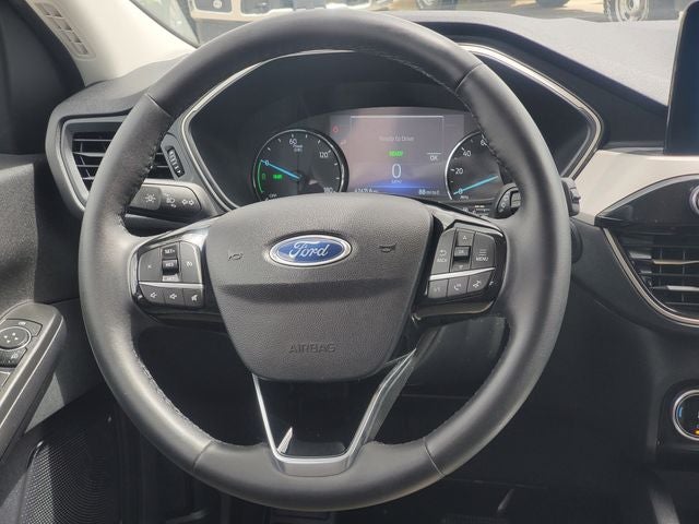 2022 Ford Escape Hybrid SE