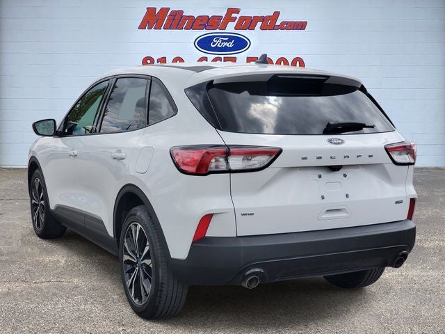 2022 Ford Escape Hybrid SE