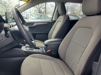 2022 Ford Escape Hybrid SE