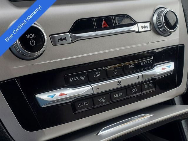 2022 Ford Explorer Base