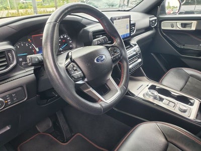 2022 Ford Explorer ST-Line