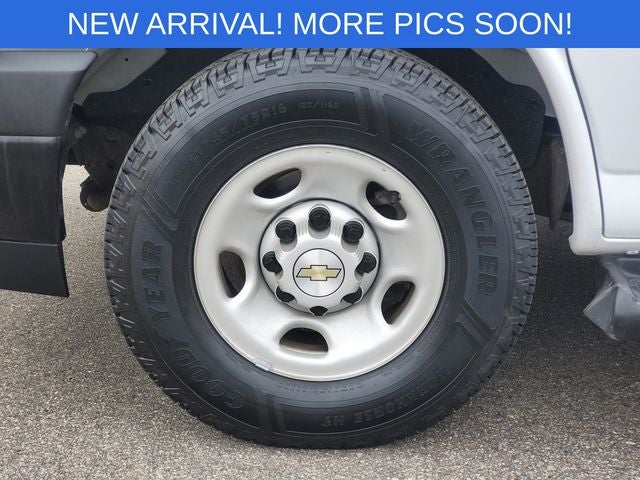 2023 Chevrolet Express 3500 LS Passenger