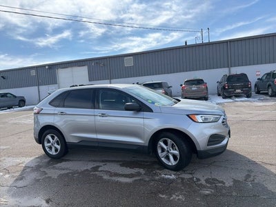 2020 Ford Edge SE