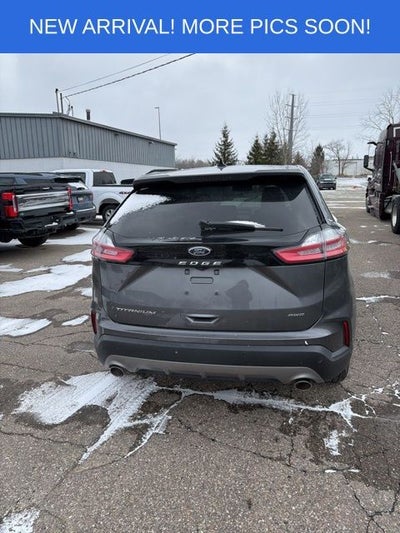 2022 Ford Edge Titanium