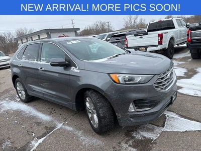 2022 Ford Edge Titanium