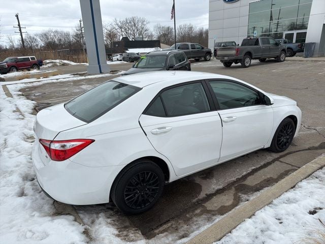 2016 Toyota Corolla LE