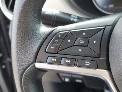 2022 Nissan Versa 1.6 SV