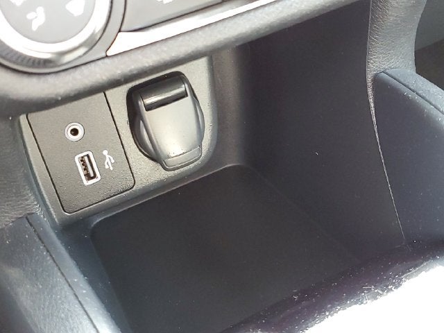 2022 Nissan Versa 1.6 SV