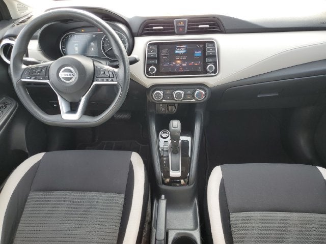 2022 Nissan Versa 1.6 SV