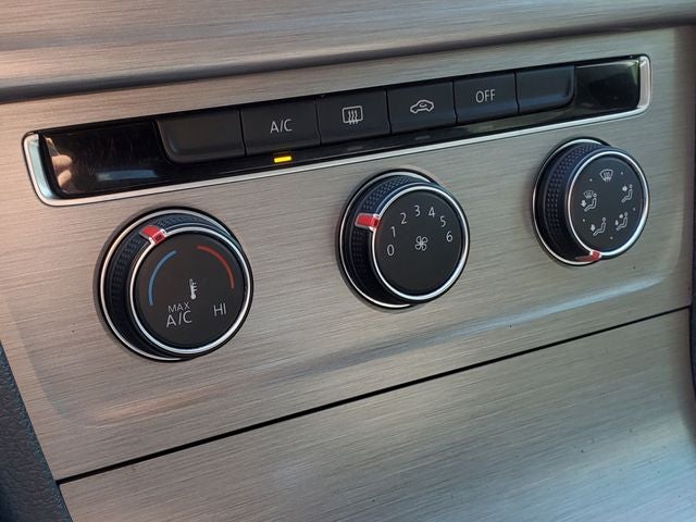 2015 Volkswagen Golf SportWagen S