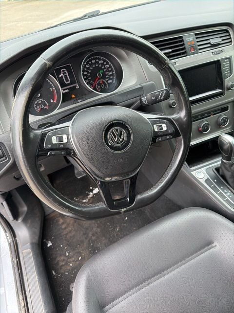 2015 Volkswagen Golf SportWagen S