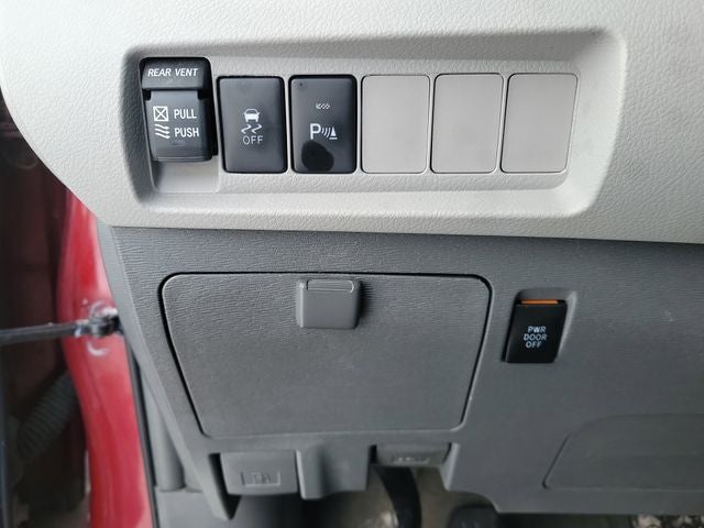 2018 Toyota Sienna XLE 7 Passenger