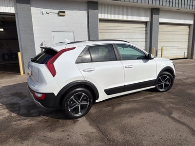 2024 Kia Niro Plug-In Hybrid EX