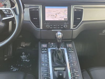 2018 Porsche Macan Turbo