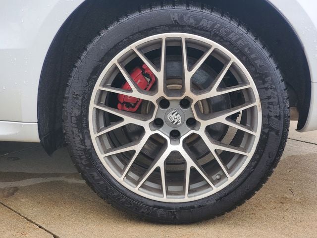 2018 Porsche Macan Turbo