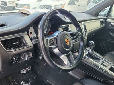 2018 Porsche Macan Turbo