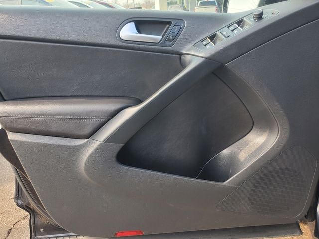 2017 Volkswagen Tiguan 2.0T Wolfsburg Edition