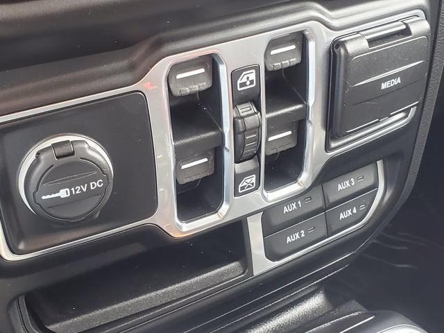 2021 Jeep Wrangler Unlimited Sahara Altitude 4x4