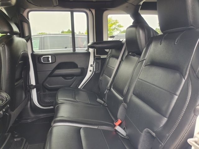 2021 Jeep Wrangler Unlimited Sahara Altitude 4x4