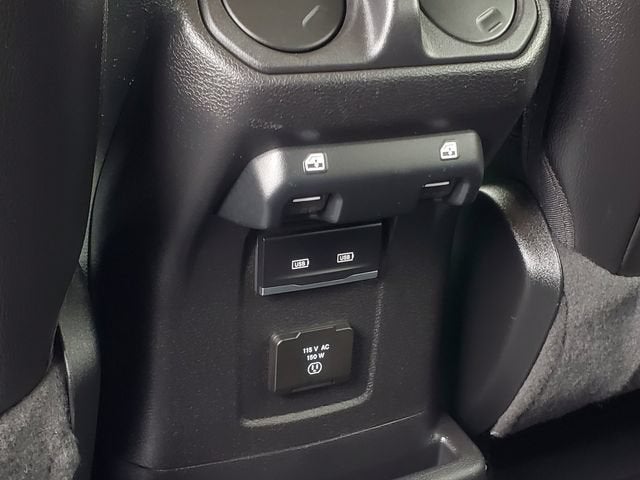 2021 Jeep Wrangler Unlimited Sahara Altitude 4x4