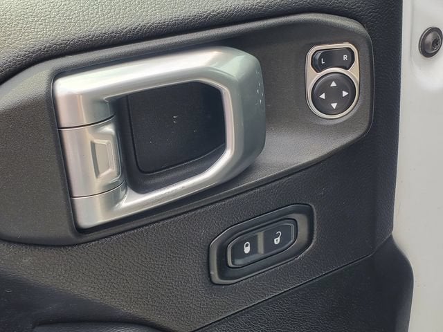 2021 Jeep Wrangler Unlimited Sahara Altitude 4x4