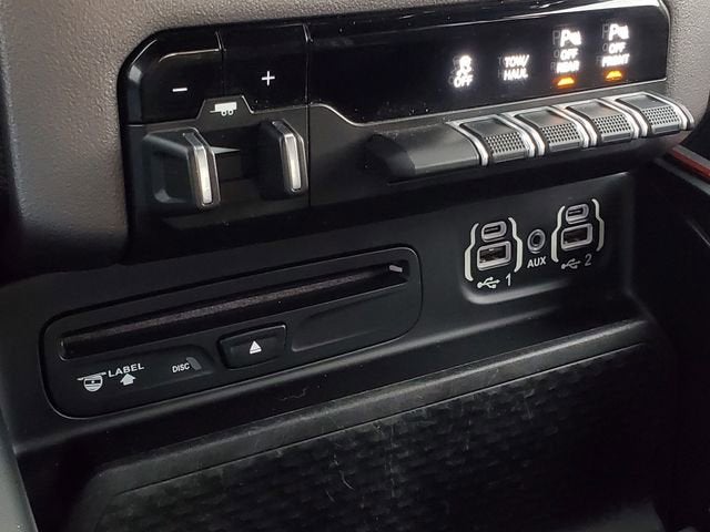 2019 RAM 1500 Rebel Crew Cab 4x4 5'7" Box