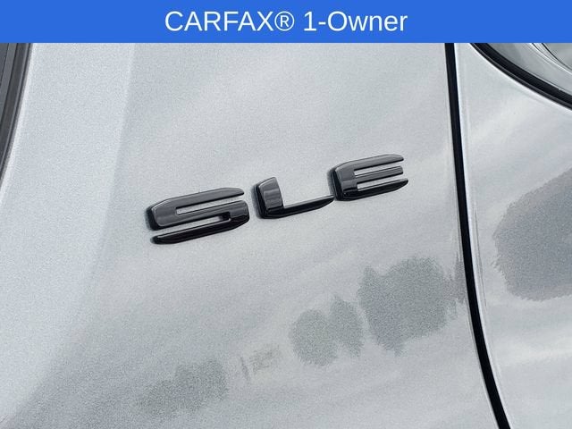 2022 GMC Acadia SLE