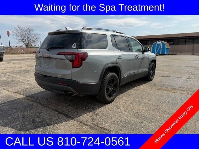 2023 GMC Acadia AT4