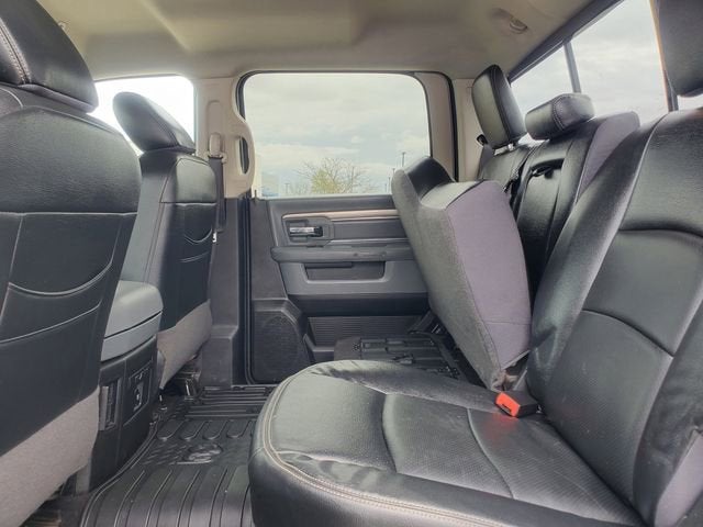 2018 RAM 1500 Big Horn Crew Cab 4x4 5'7" Box