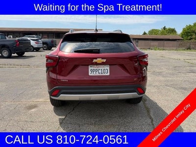 2025 Chevrolet Trax LT