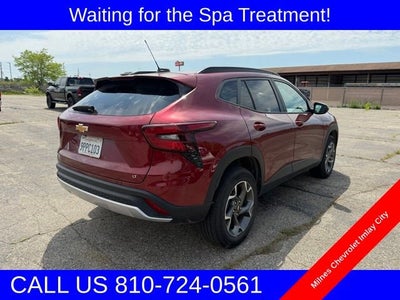 2025 Chevrolet Trax LT