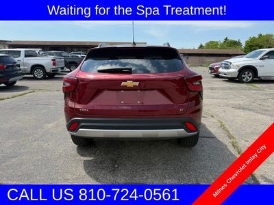 2025 Chevrolet Trax LT